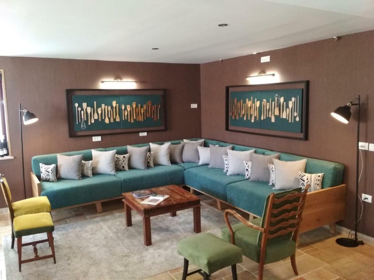 Biazi Hotel 2*